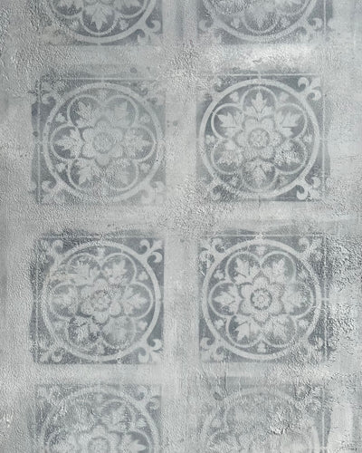 015 Stencilled relief, mid grey